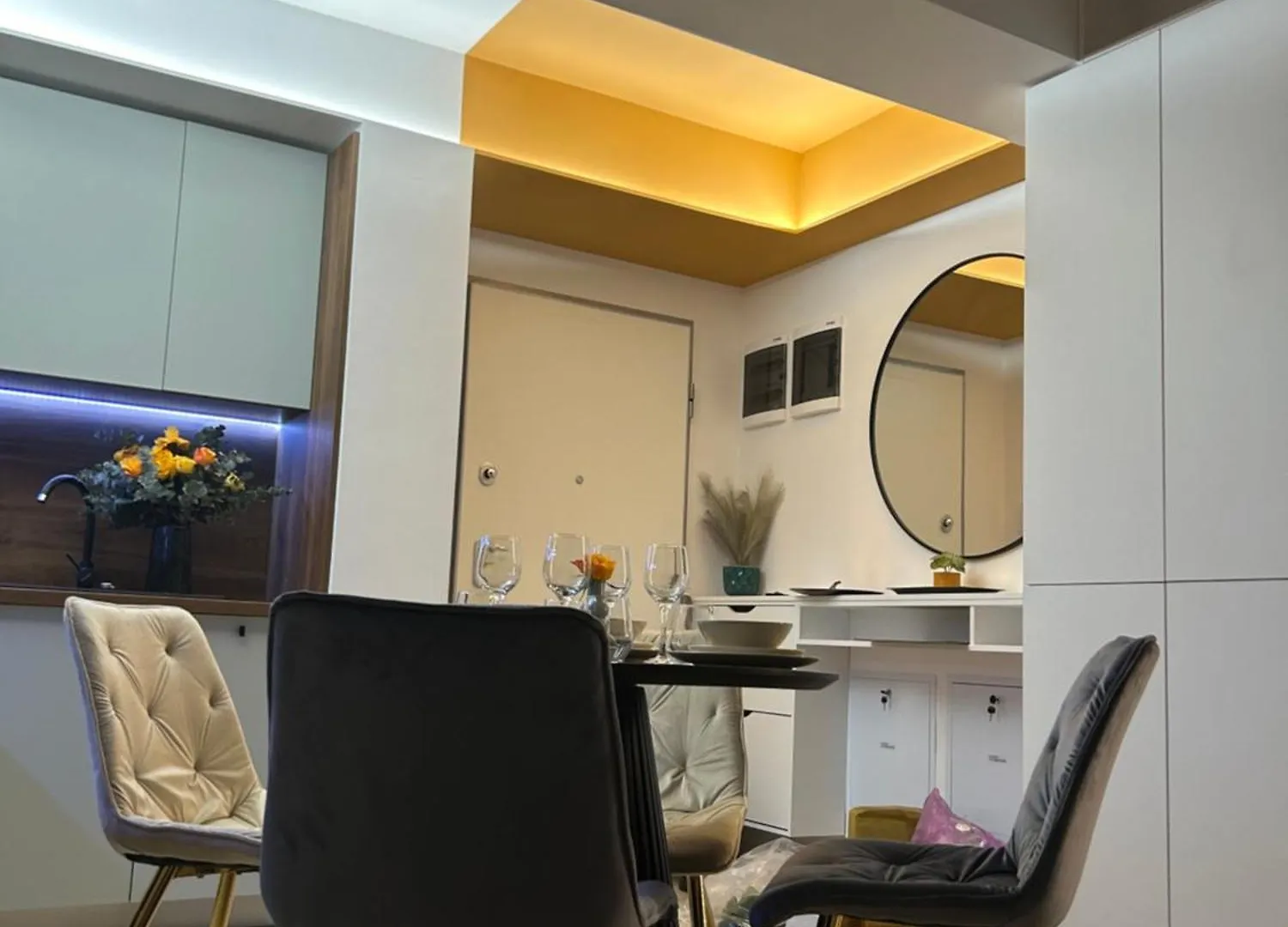 Exclusive Apartment With Private Parking & Balcony - 01 Bucharest
