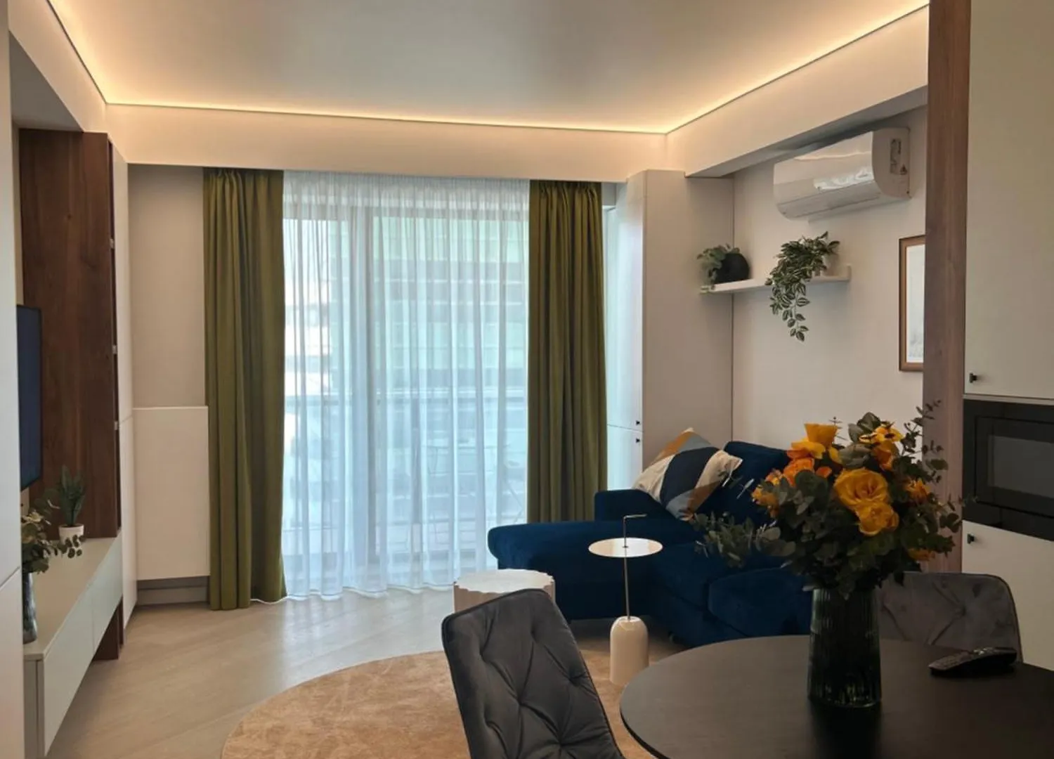 Exclusive Apartment With Private Parking & Balcony - 01 Bucharest